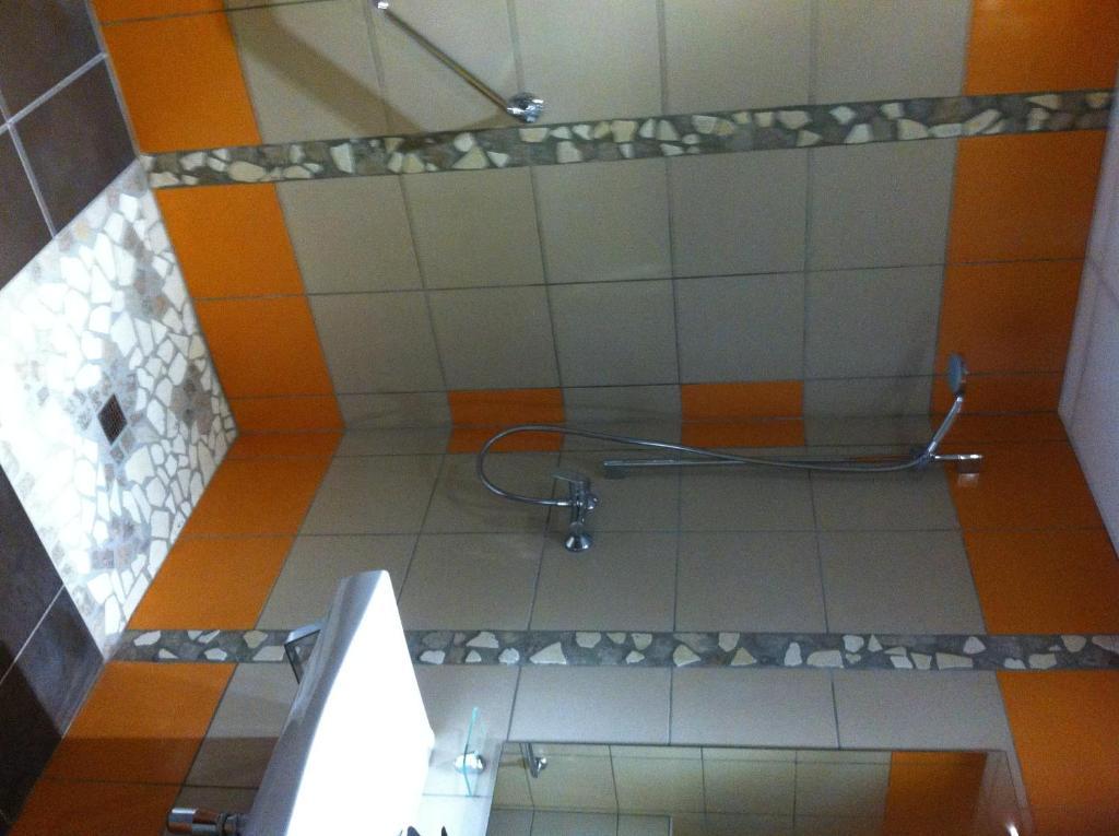 Hostellerie Del Matin Calme Montverdun Ruang foto