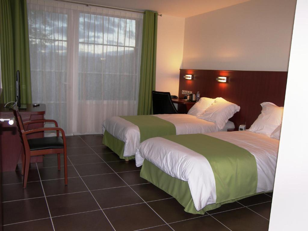 Hostellerie Del Matin Calme Montverdun Bagian luar foto